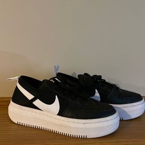 Nike | size 7.5